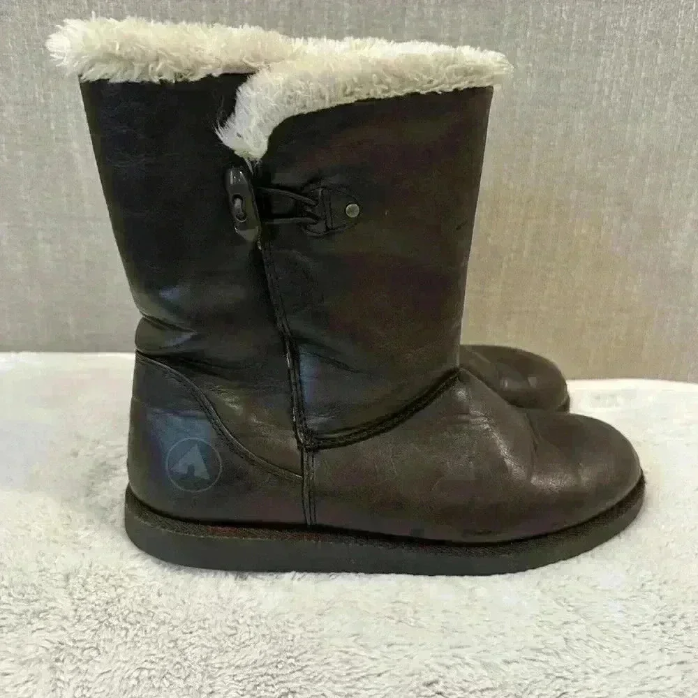 Airwalk Myra brown vegan leather faux fur trim boots size 9.5